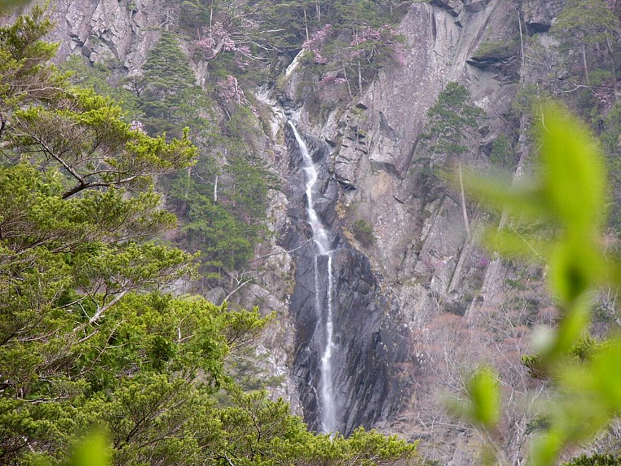 石鎚山　御来光の滝　日本の滝百選